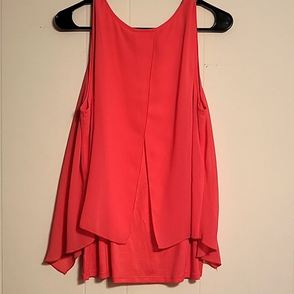 Pink top - Picture 3 of 3
